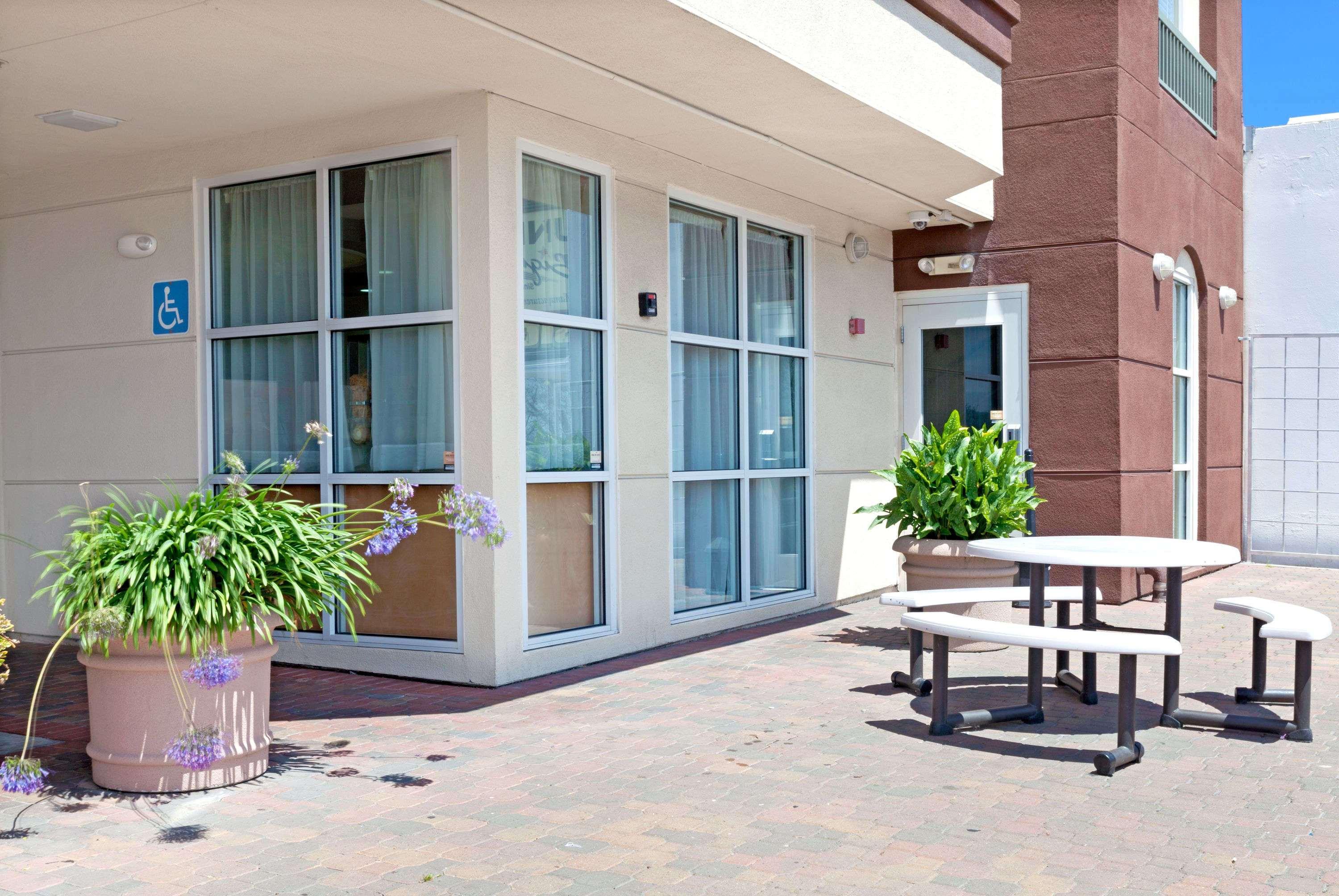 Ramada Limited And Suites San Francisco Airport South San Francisco Exteriér fotografie